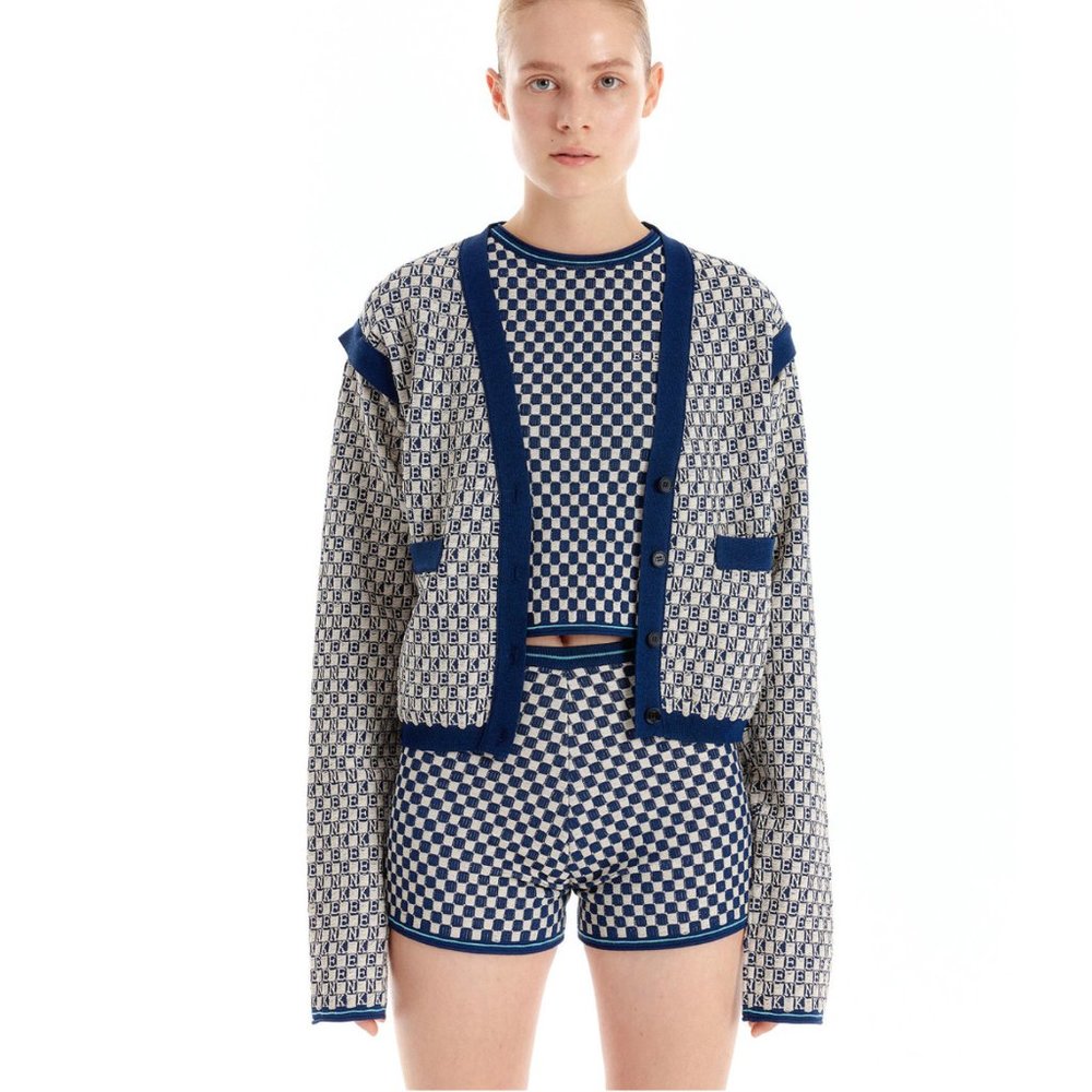 NWT. EENK ULTRA Gingham Vest Cardigan - Ivory/Navy